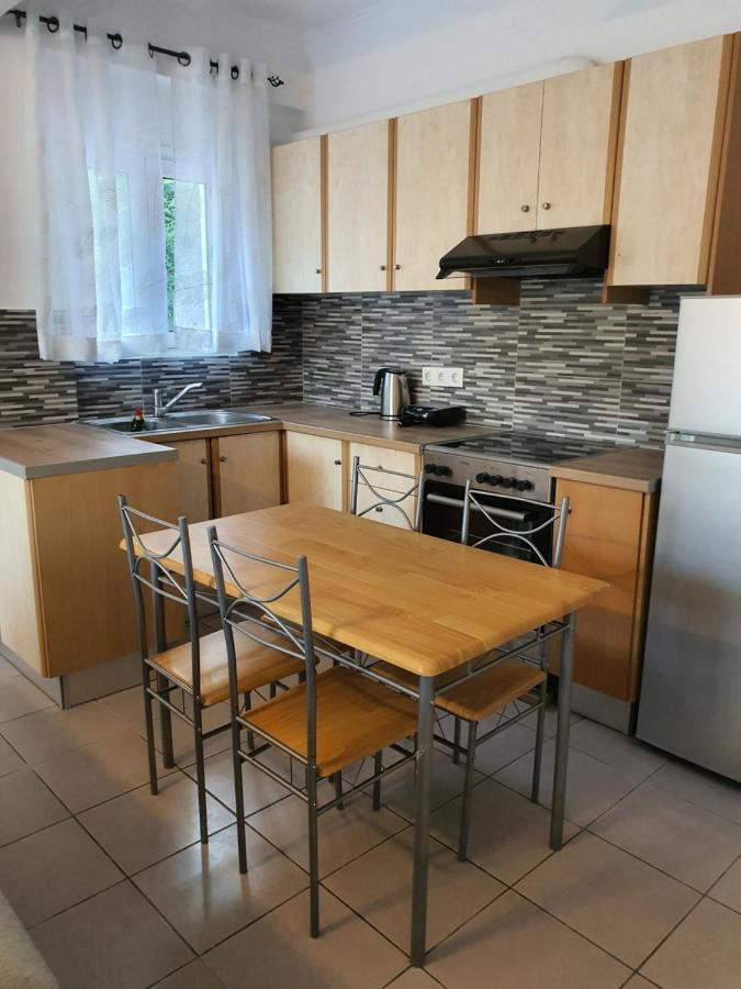 Eleana'S Apartments Гоувия Экстерьер фото