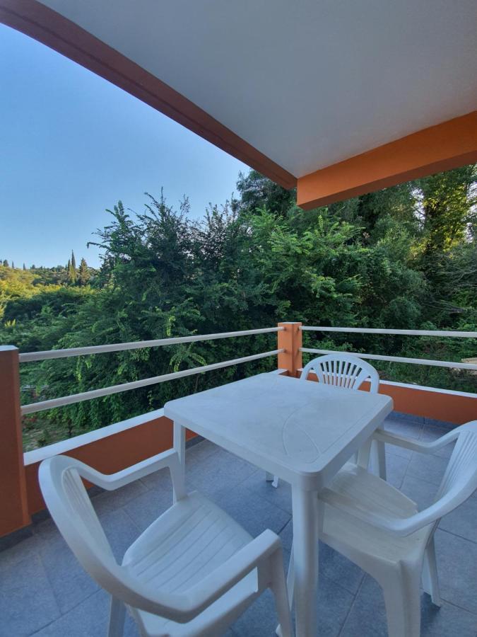 Eleana'S Apartments Гоувия Экстерьер фото