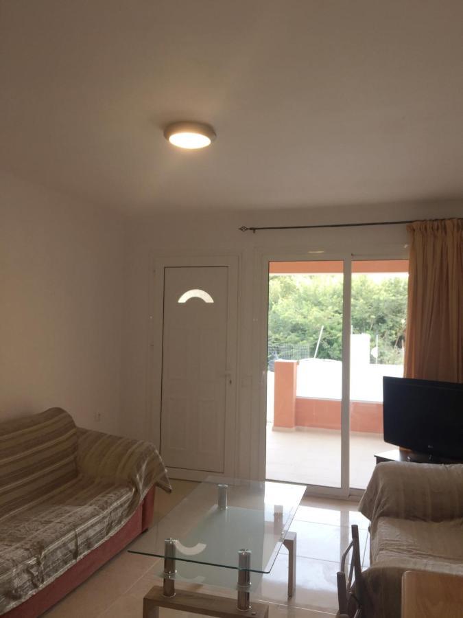 Eleana'S Apartments Гоувия Экстерьер фото